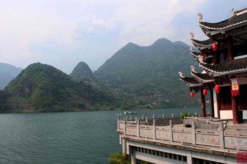 【山水与工程】清江画廊+两坝一峡+三峡大坝2日游｜碧水丹霞与大国重器